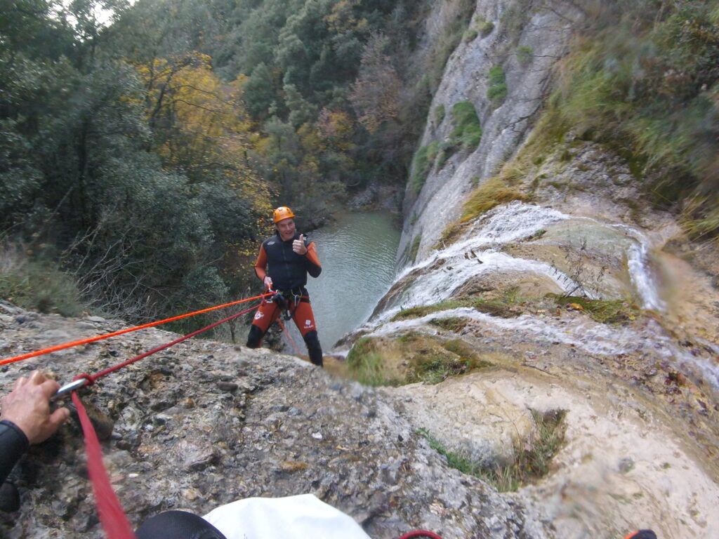 rapel 30 metros pas del escalell