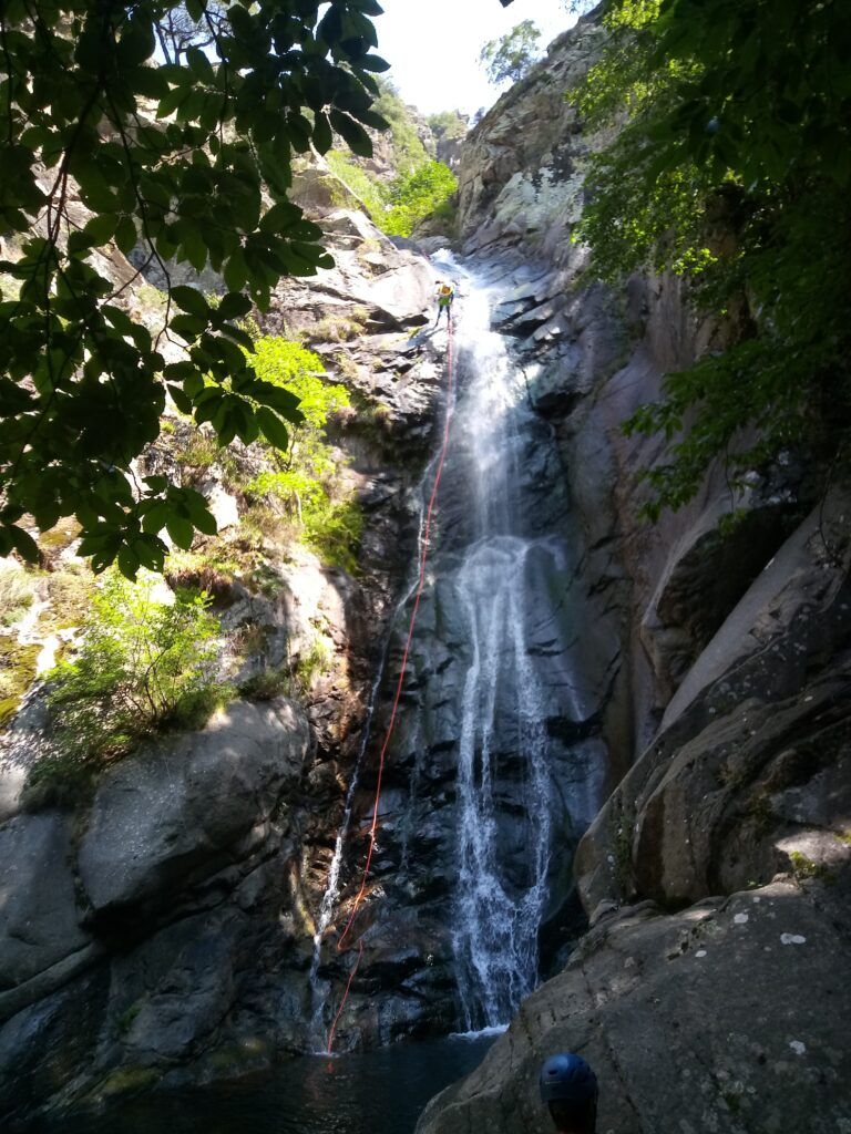 final rappel 50 Metters of ravine of Taurinya