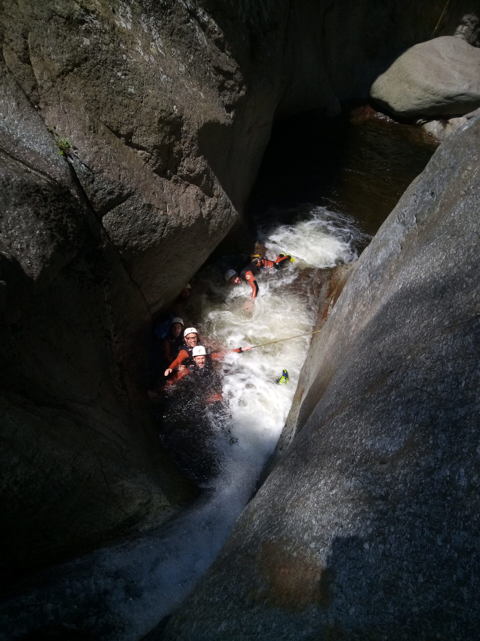 DISFRUTANDO DFEL AGUA